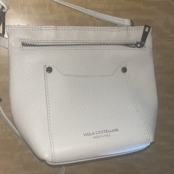 Viola Castellani creamy soft leather Crossbody Bag  gunmetal hardware preowned - Picture 2 of 11